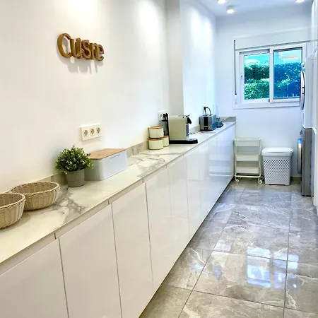 Apartment Dama